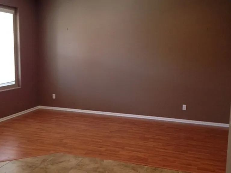40211 Rosewell Ct — Photo 3
