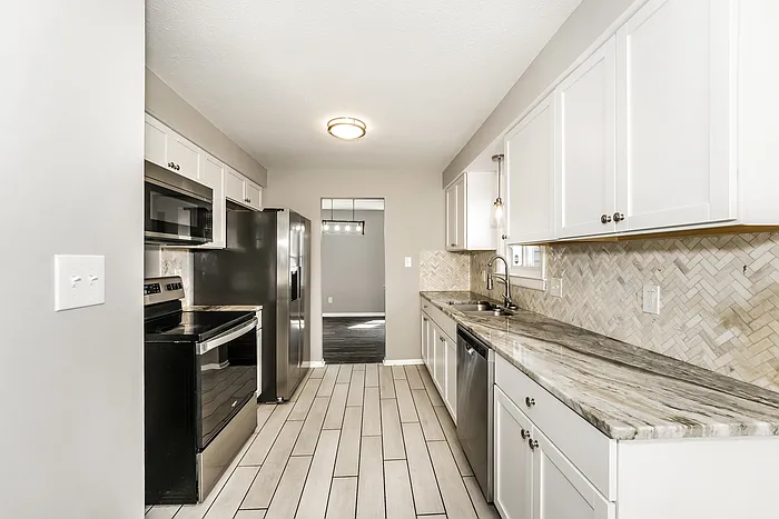 4062 Bayard Rd — Photo 5