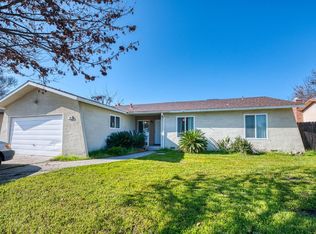 2984 Homsy Ave, Clovis, CA 93612