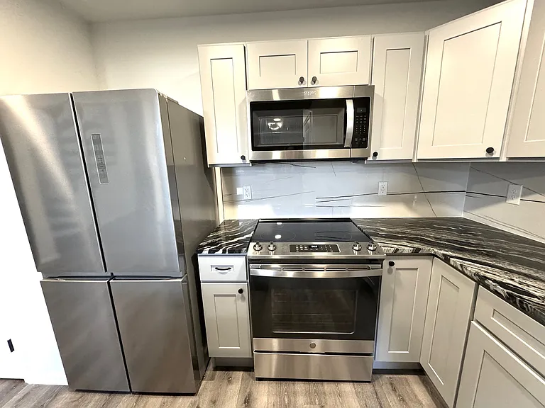 810 Monocacy St #207 — Photo 6