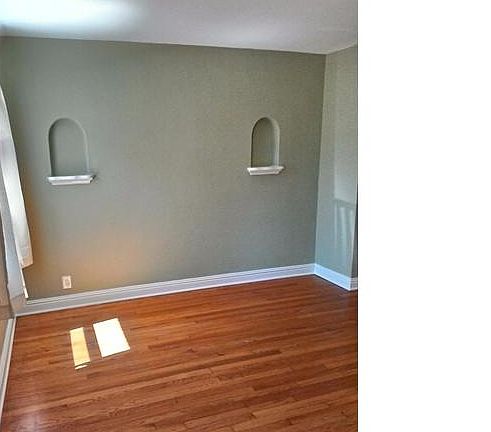 2nd image of 635 Bellsworth Ct