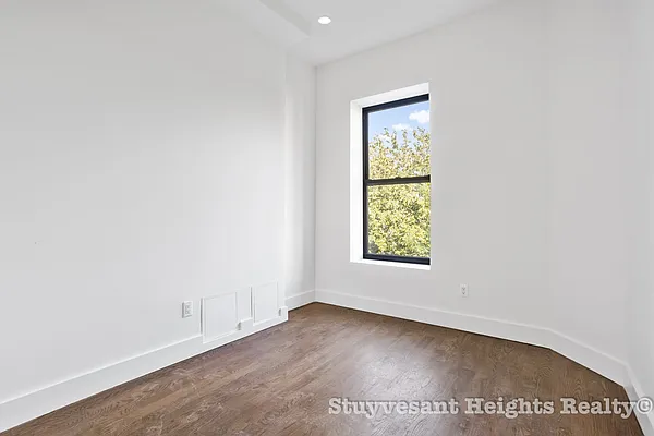 Rented by Stuyvesant Heights Realty Corp | media 37