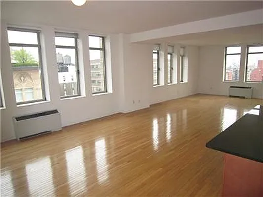 Rented by Sumitomo Real Estate Sales | media 3