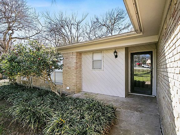 2nd image of 5054 Tierney Ct S