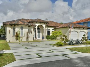 10031 SW 42nd Ter, Miami, FL 33165