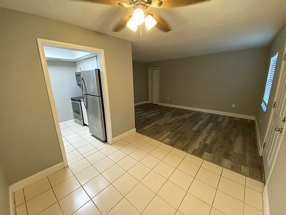 3rd image of 600 N Grove St #3
