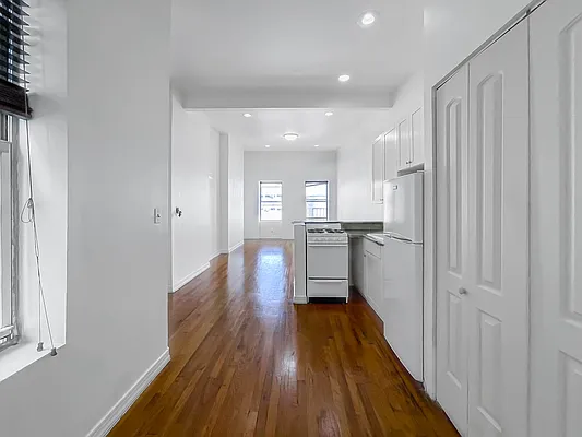 Rented by Brown Harris Stevens | media 4