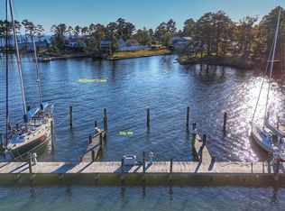 414 Whittaker Point Rd #W-6, Oriental, NC 28571