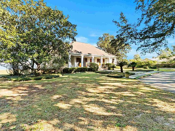 5th image of 11941 Fort Morgan Rd