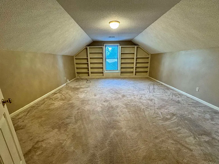 2025 Mount Badon Ln — Photo 29