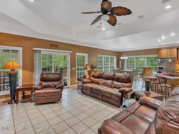 Image 5: Open Concept