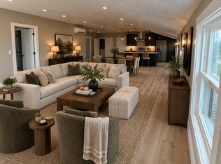 9 River Rd, South Deerfield, MA 01373