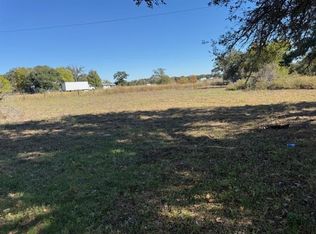 1420 E Cameron Ave, Rockdale, TX 76567