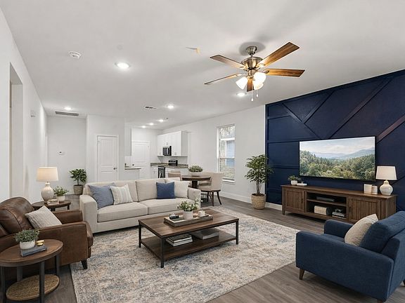 3rd image of 301 Harris Blvd