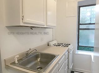 207 E 5th St #14A, New York, NY 10003
