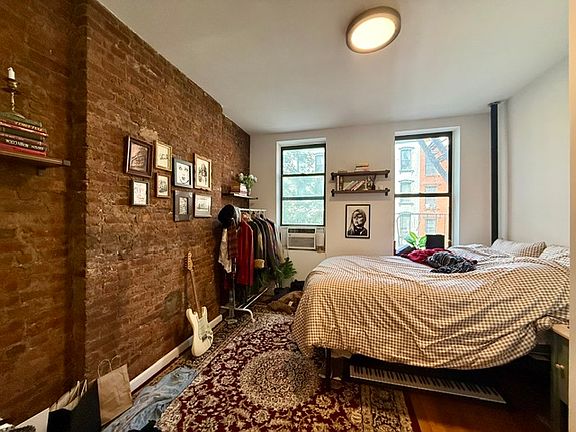 3rd image of 338 E 5th St APT 11
