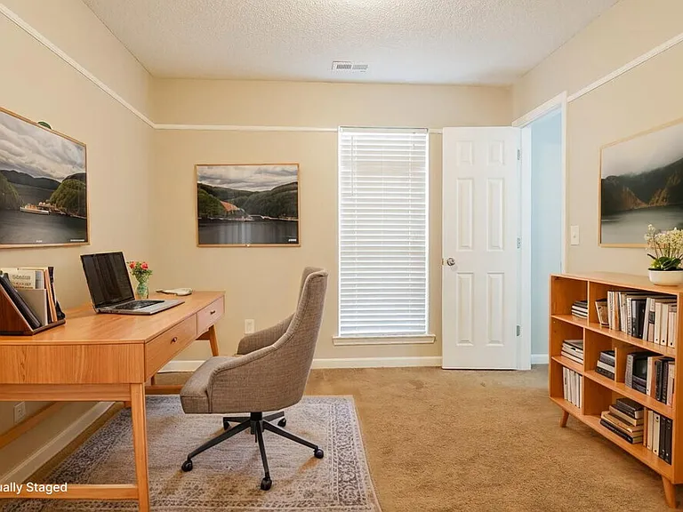 8028 Rockhampton Cir — Photo 14