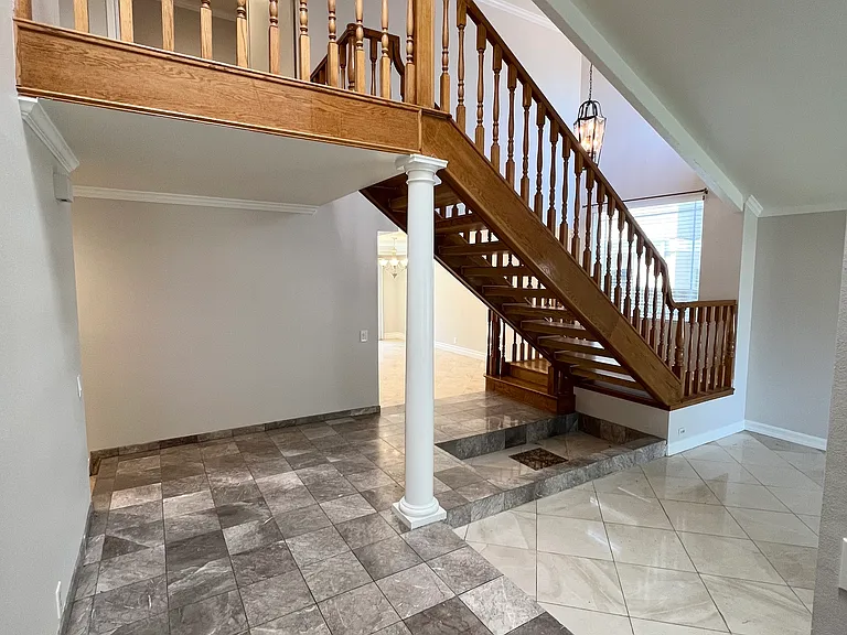 17141 Green Ln — Photo 4