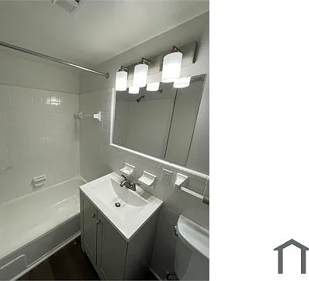 813 W Michigan Ave — Photo 7
