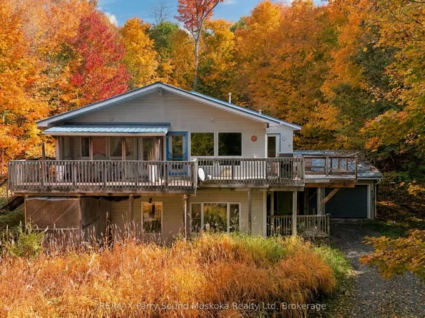 5 Maplewood Dr, McKellar, ON P2A 0B5
