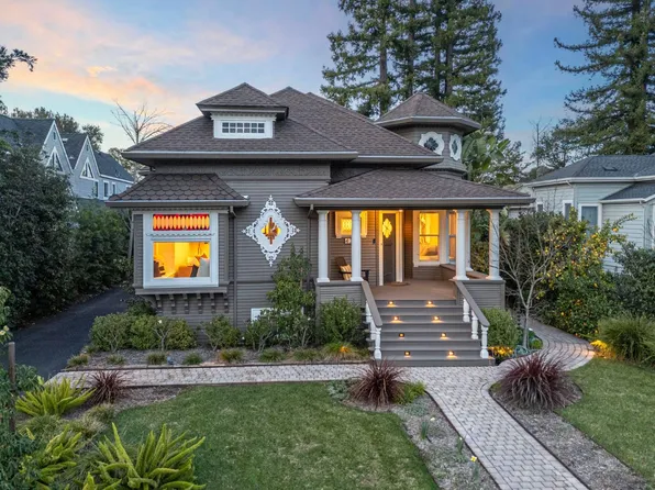 423 Matheson Street, Healdsburg, CA 95448