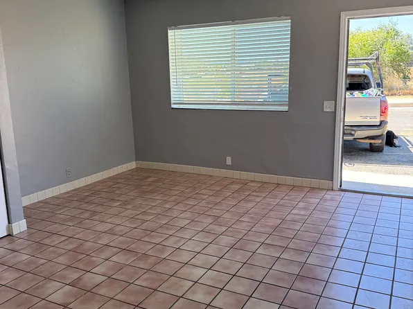 11563 Hesperia Rd #1, Hesperia, CA 92345