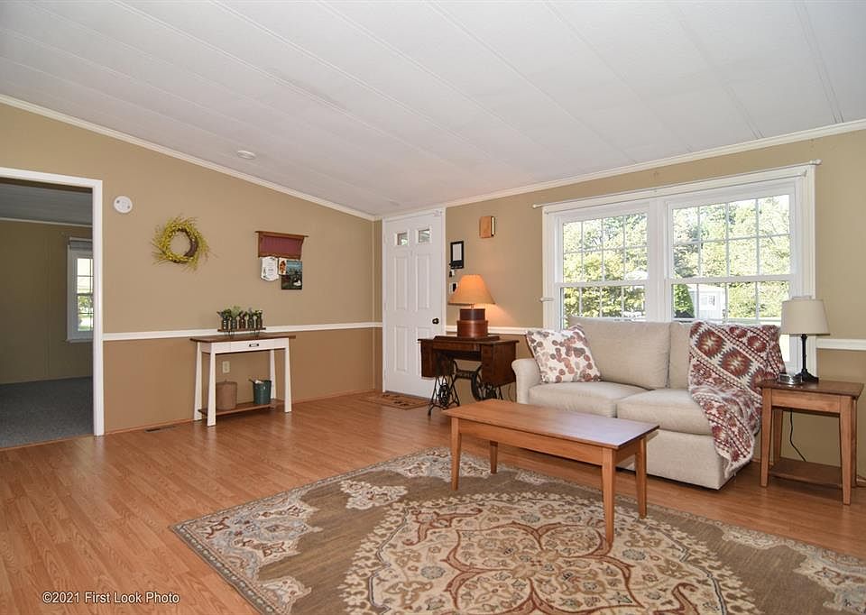 50 Little Pond Rd, South Kingstown, RI 02879 Zillow
