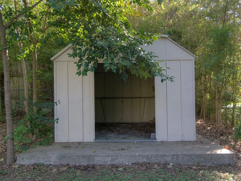 2614 Little John Ln — Photo 27