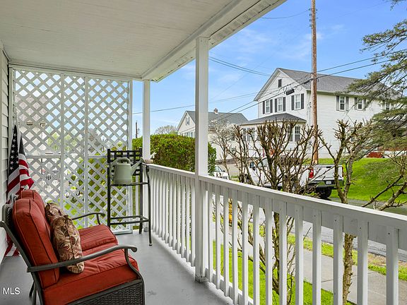 4th image of 33 Harris Avenue