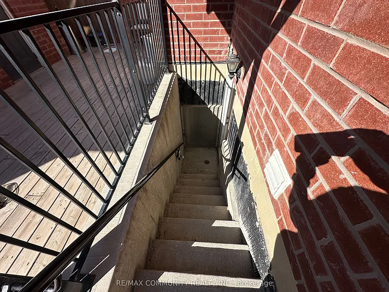 260 Inspire Blvd #BASEMENT — Photo 3