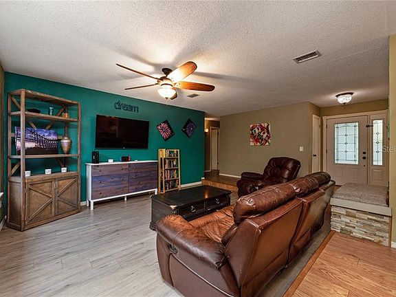 5th image of 200 Ivy Farm Ln