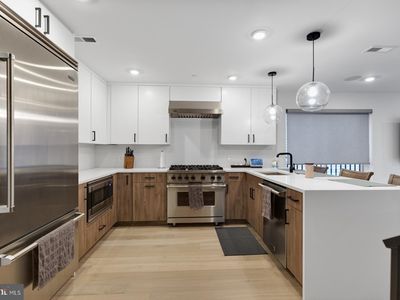 750 N 19th St #E, Philadelphia, PA, 19130