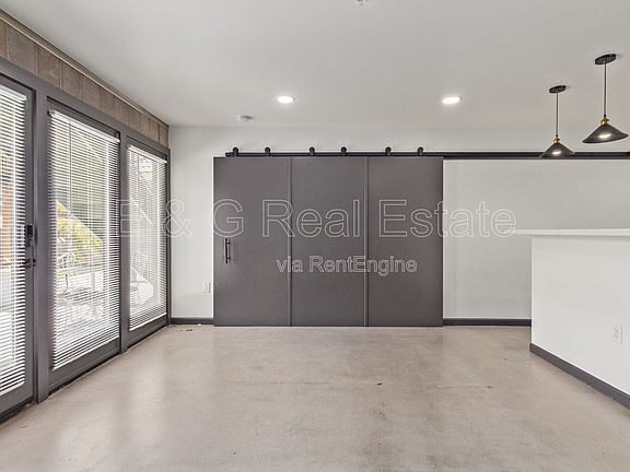 3rd image of 129 N 11th Ave #1A