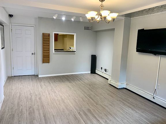 4th image of 83-71 116th St Condo 1
