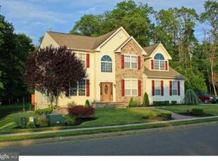 4 Hale Rd, Burlington, NJ 08016