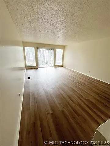 5701 S Harvard Ct #B — Photo 7