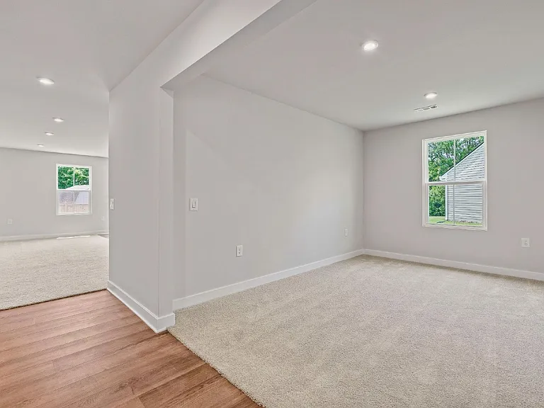 1103 Wilkinson Ln — Photo 12