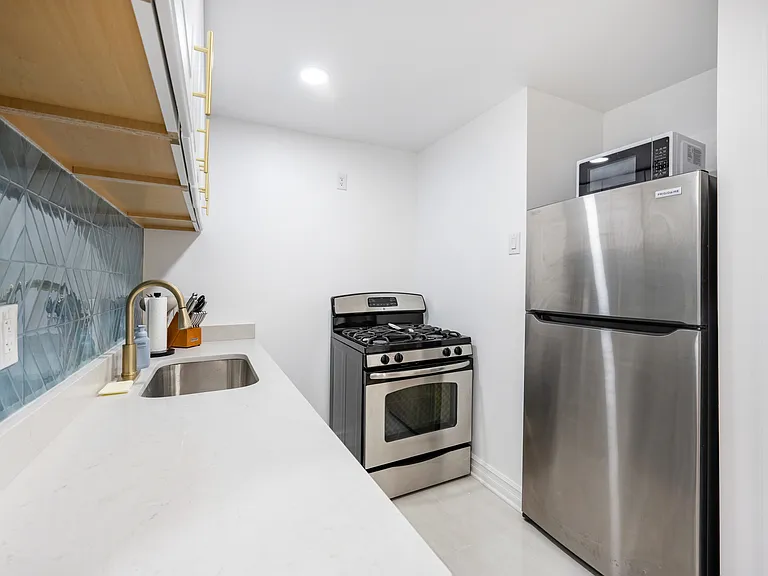 1523 E Madge Ave #1 — Photo 9
