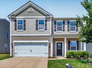157 Kingsway Dr, Mooresville, NC 28115