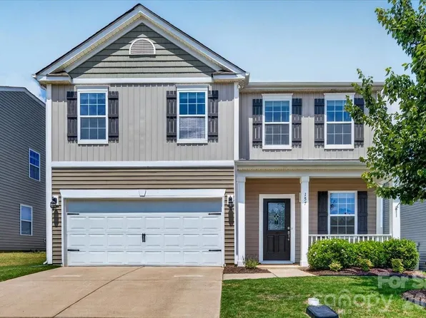 157 Kingsway Dr, Mooresville, NC 28115