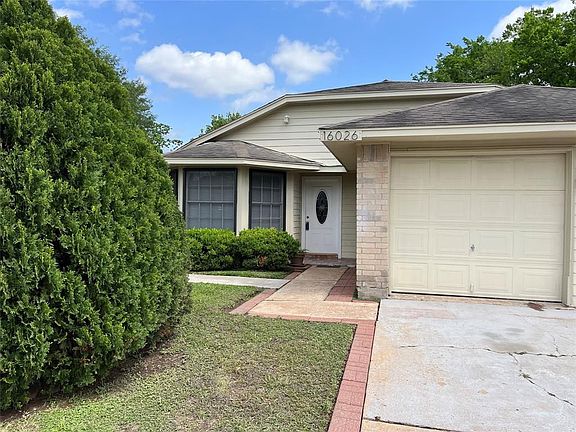 2nd image of 16026 Sierra Vista Dr