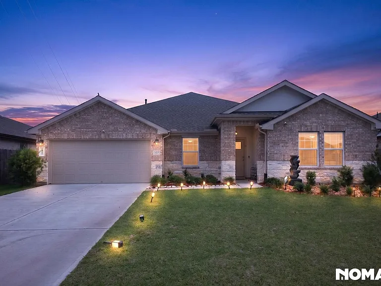 1127 River Trace Ct — Photo 2