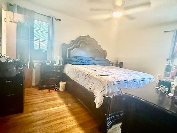 5th image of 3370 Brookmeade St