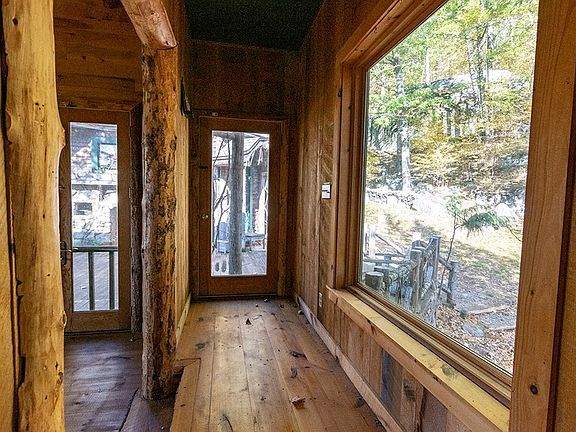 3rd image of 211 Beede Ln