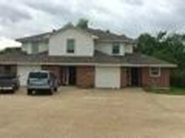 2203 Young Pl, Bryan, TX 77807