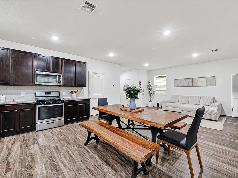 5807 Flinders River Trl — Photo 10