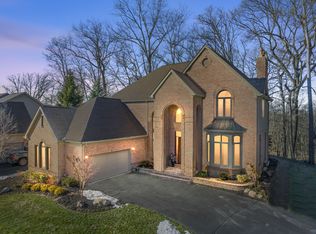 3411 Sutton Ln, Commerce Township, MI
