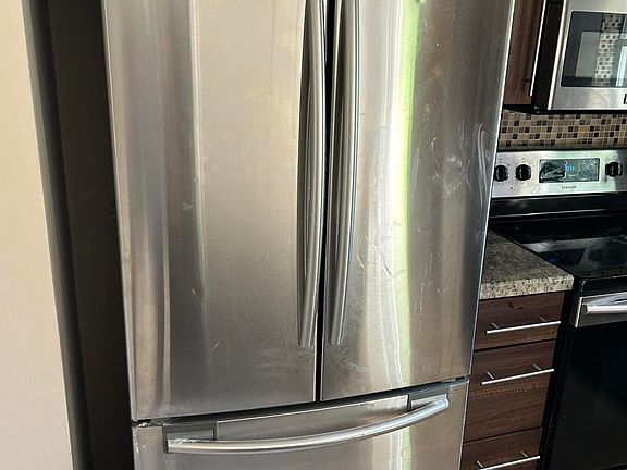 4th image of 250 NW 46th Street #250