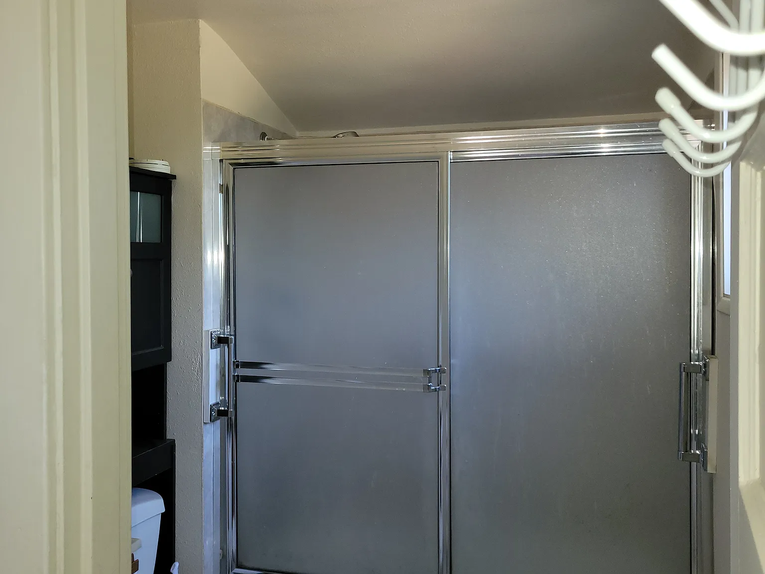 1 bed, 707 sqft, $1,950 — Photo 3