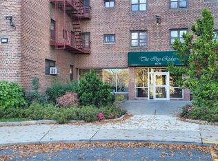 86-70 Francis Lewis Blvd APT A-76, Queens, NY 11423